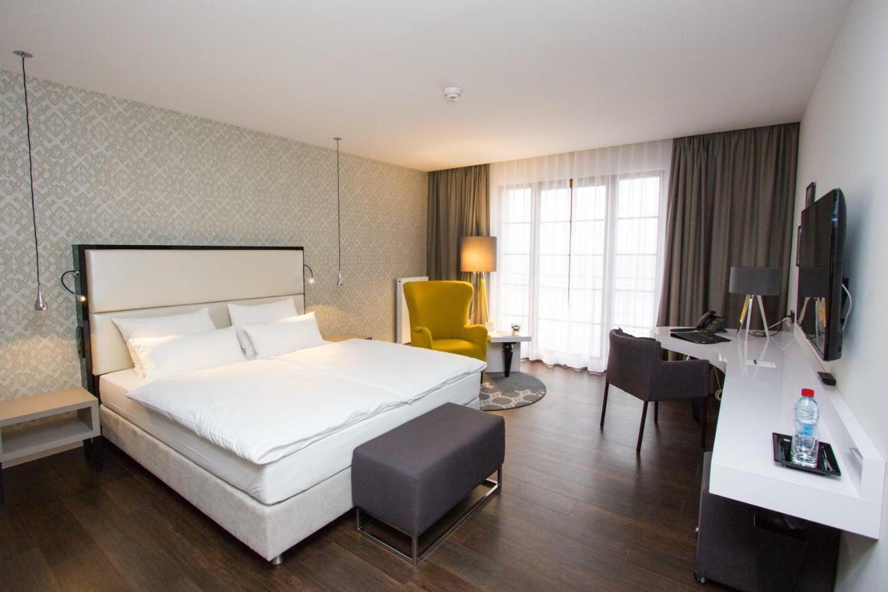 Hotel Wemperhardt Екстер'єр фото