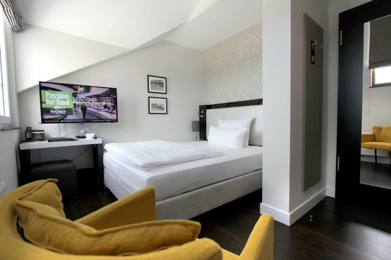 Hotel Wemperhardt Екстер'єр фото